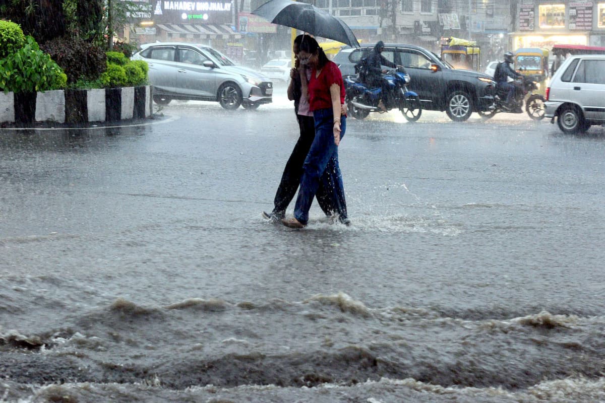 heavy rain alert