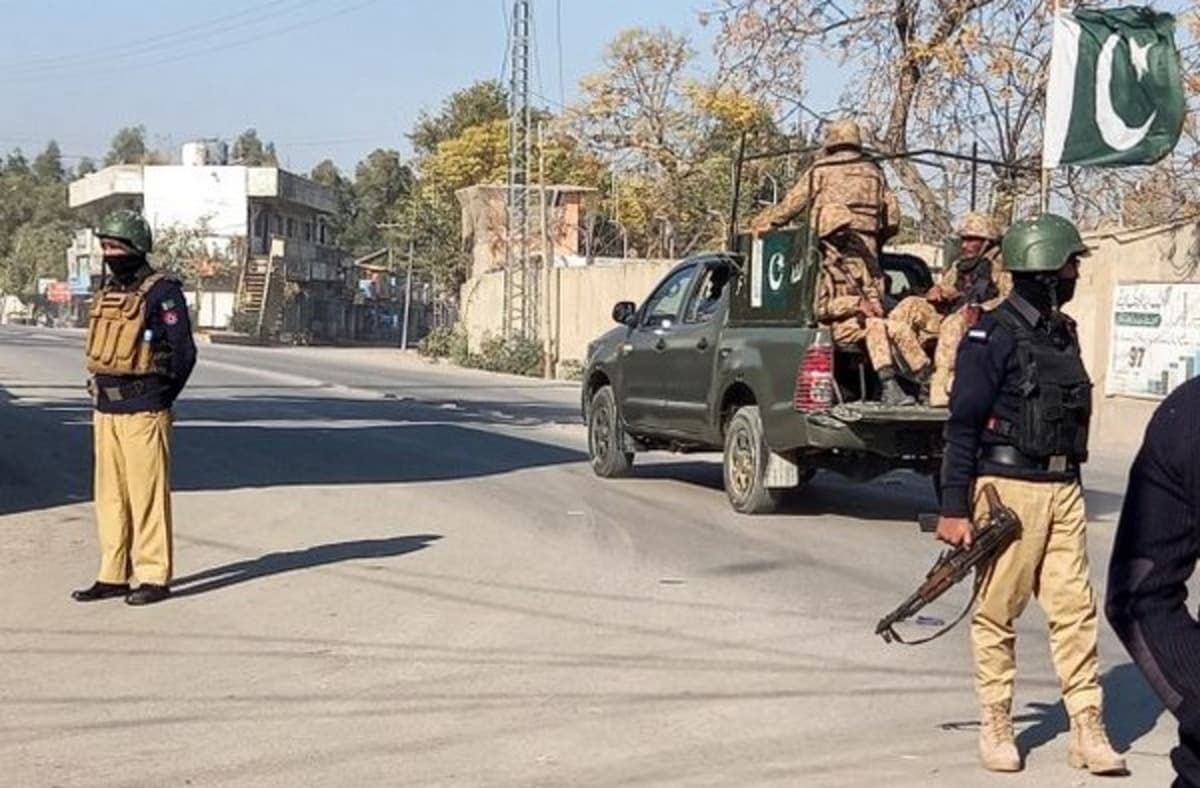 Pakistan police
