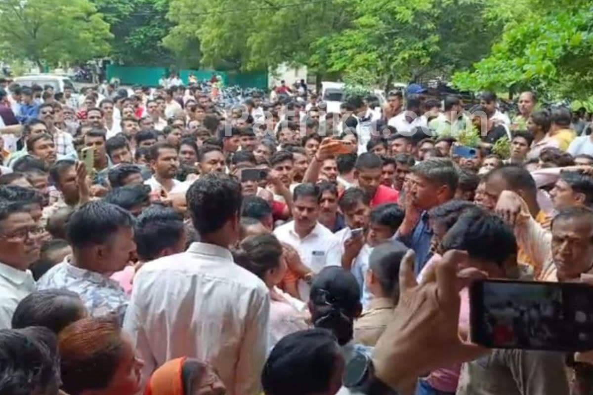 protest against love jihad villagers demand bulldozer action MP Breaking news