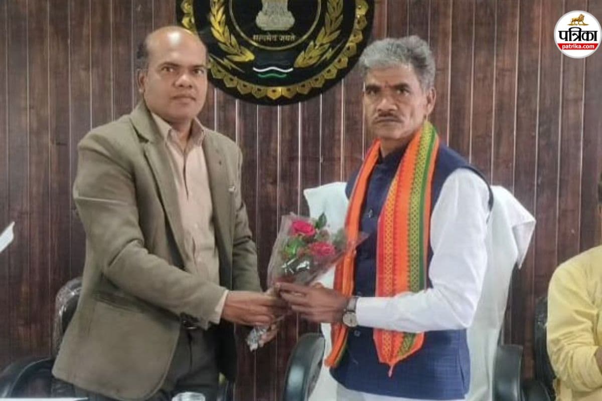 MLA ईश्वर साहू (फोटो सोर्स- X हैंडल)